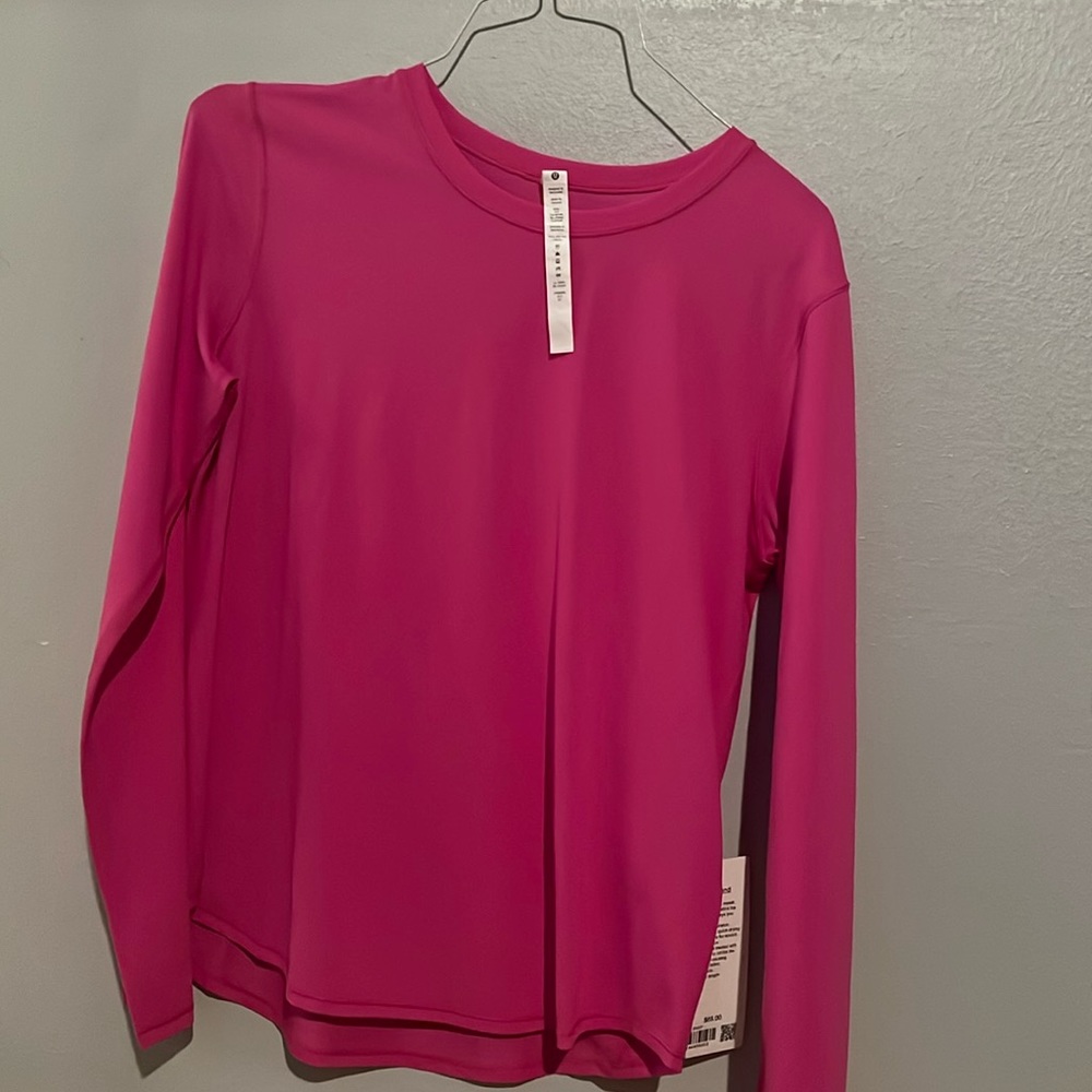 BNWT High neck run & train LS Size 10 lululemon pink